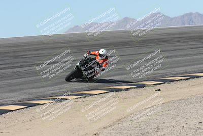 media/Oct-13-2025-Moto Forza (Mon) [[a66d839500]]/4-C Group/Session 2 (Bowl)/